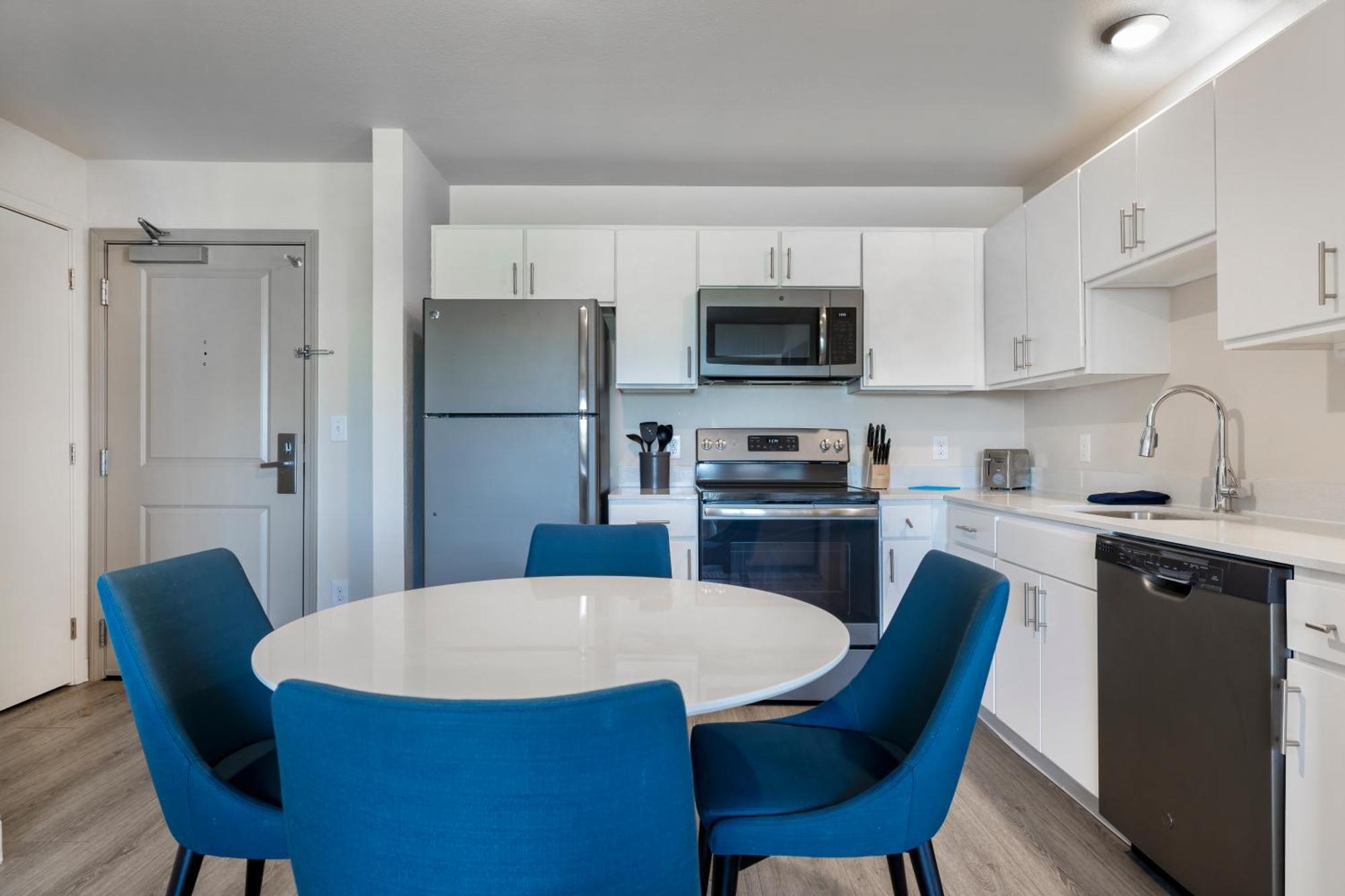Soka Suites Dallas - Las Colinas Irving Luaran gambar