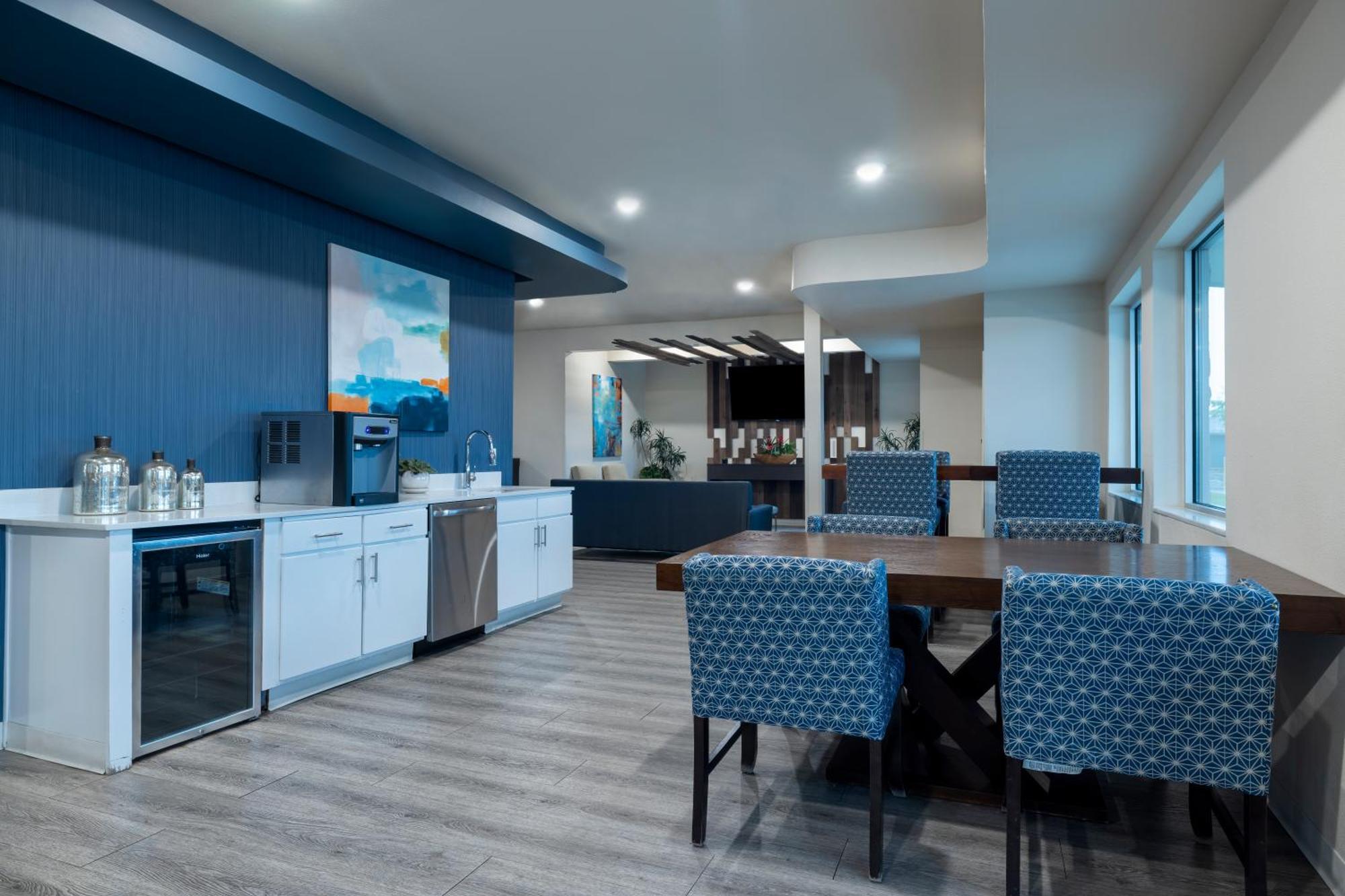 Soka Suites Dallas - Las Colinas Irving Luaran gambar